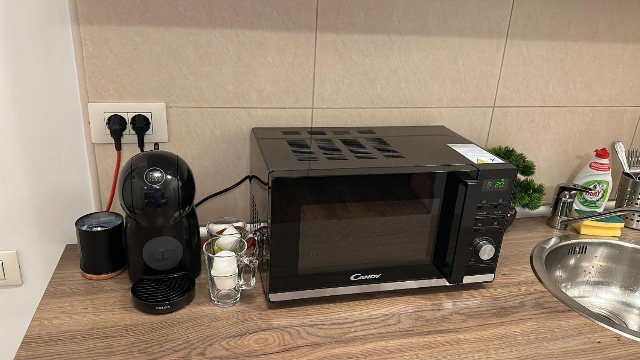 Cozy Apartment With Self Check-In Near Promenada Mall And Verdi Park Бухарест Экстерьер фото