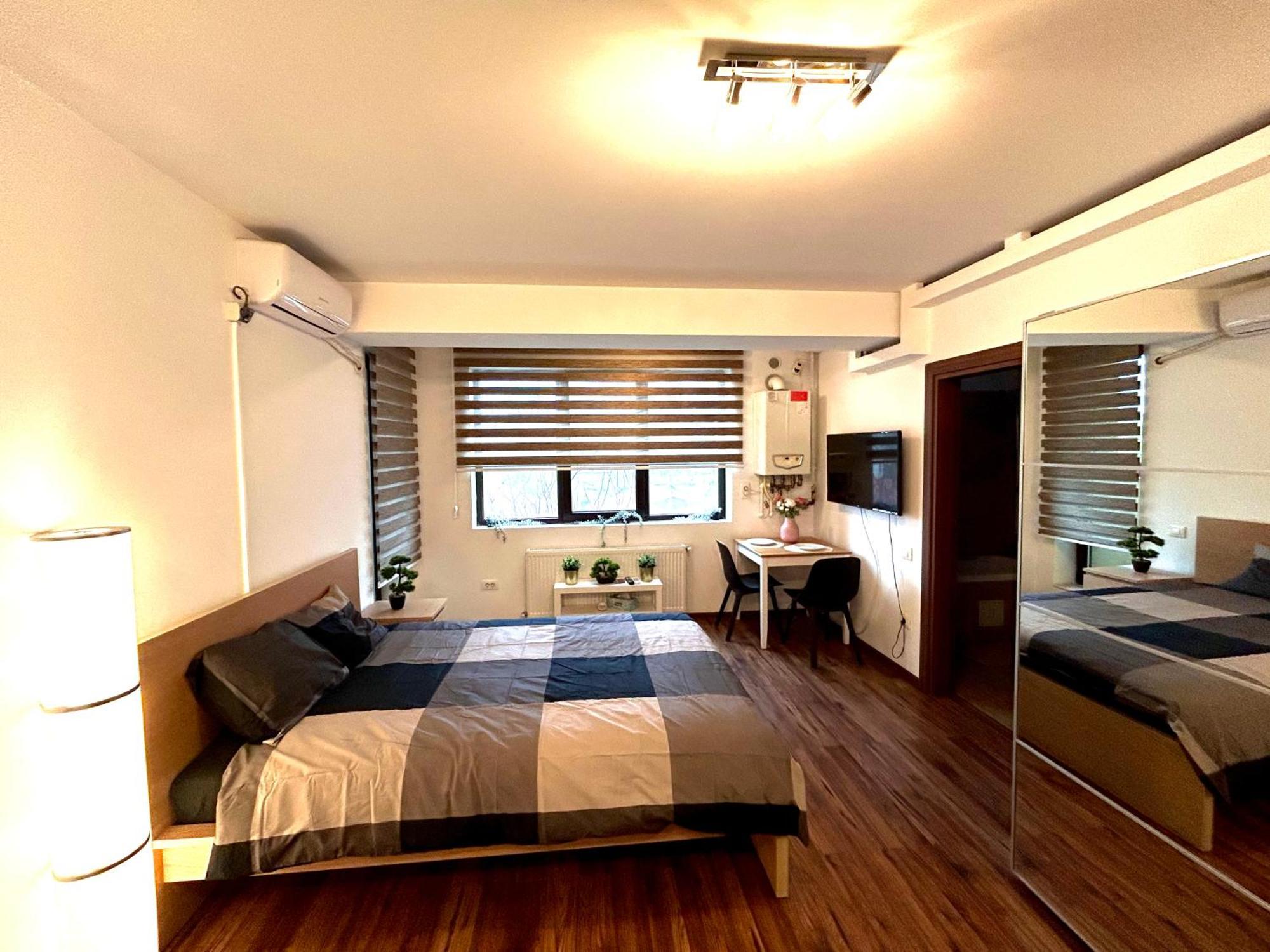 Cozy Apartment With Self Check-In Near Promenada Mall And Verdi Park Бухарест Экстерьер фото