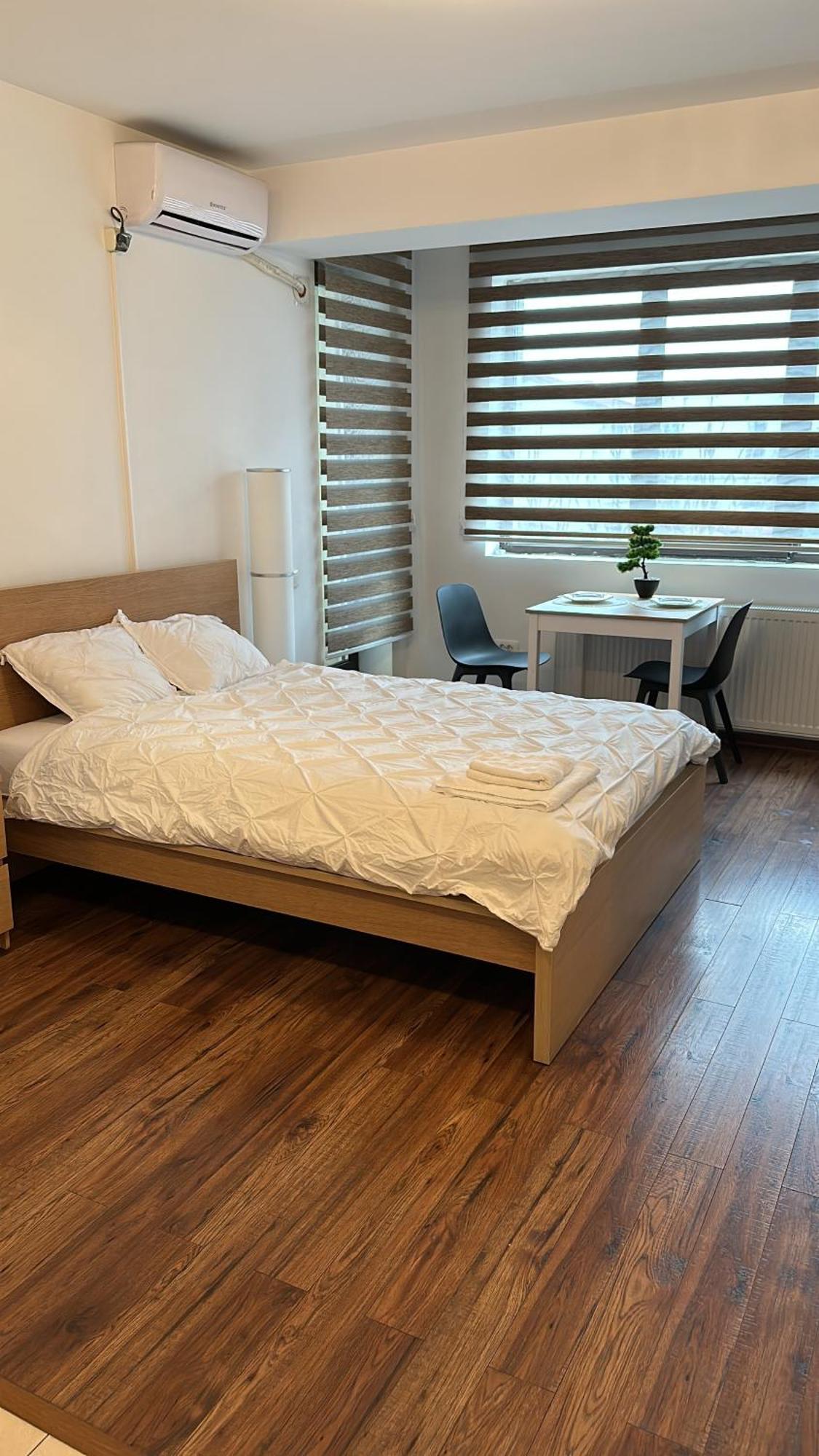 Cozy Apartment With Self Check-In Near Promenada Mall And Verdi Park Бухарест Экстерьер фото